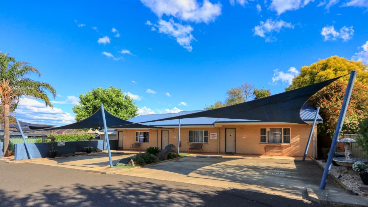 Edward Parry Motel And Apartments Tamworth Extérieur photo