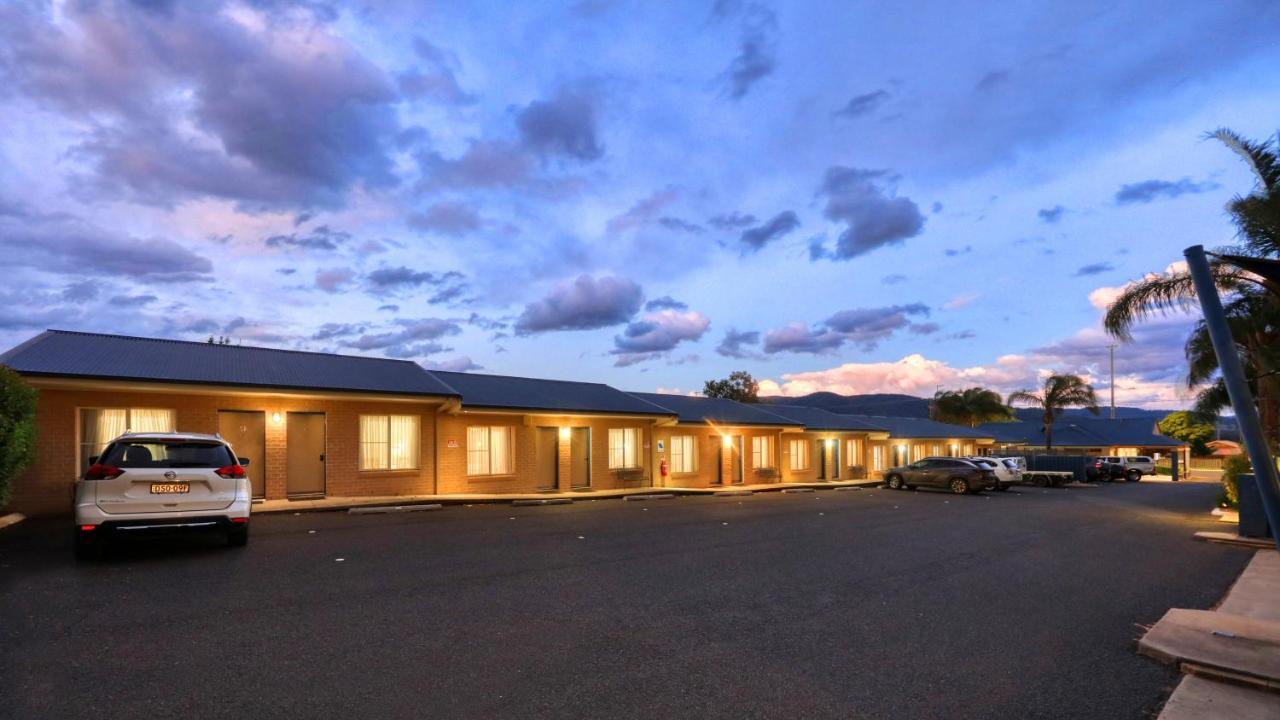 Edward Parry Motel And Apartments Tamworth Extérieur photo