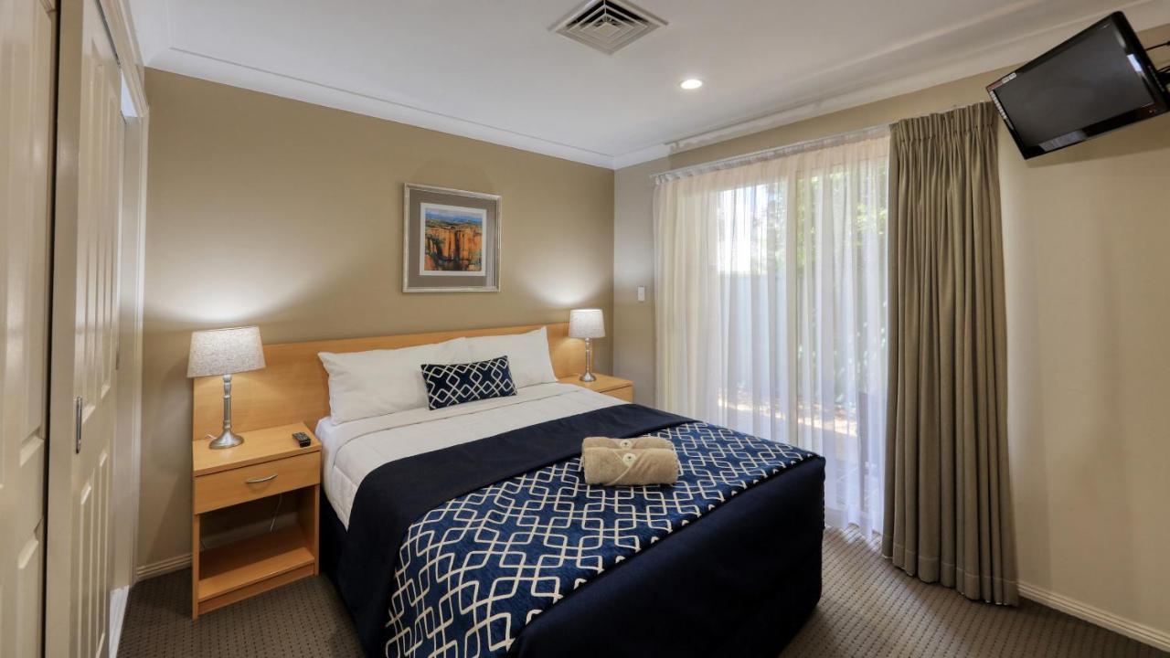 Edward Parry Motel And Apartments Tamworth Extérieur photo