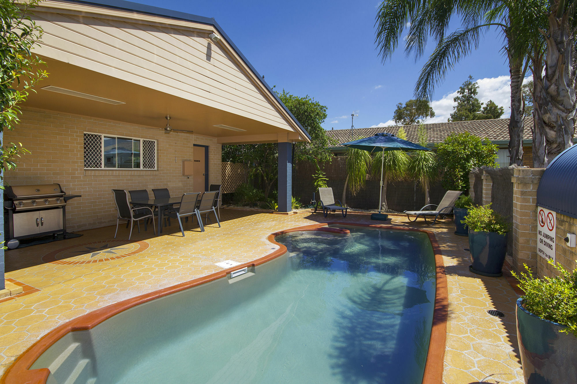 Edward Parry Motel And Apartments Tamworth Extérieur photo